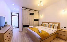 Jad - Comfortable - 3 Rooms Apartments Isaran Coresi